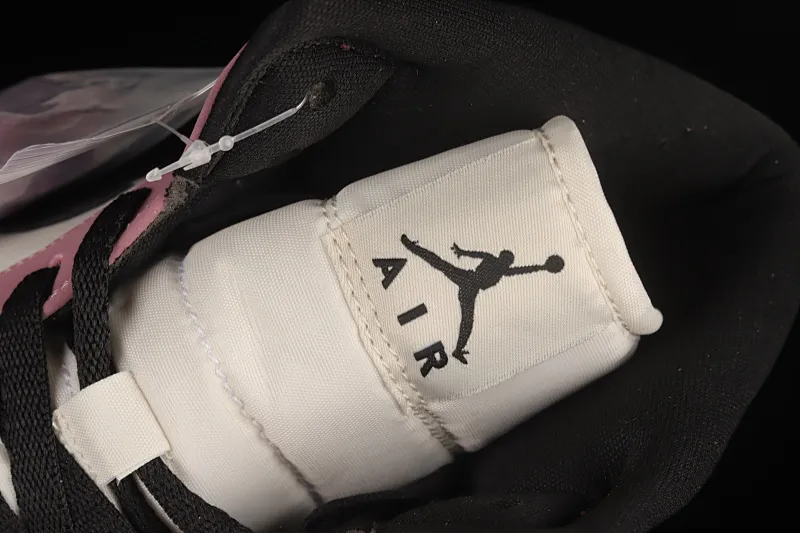 All categories Air Jordan Jordan series basketball shoes Air Jordan 1 Mid Air Jordan 1 Mid "Berry" AJ1 Joe 1 black rose red China basketball shoes DC7267-500